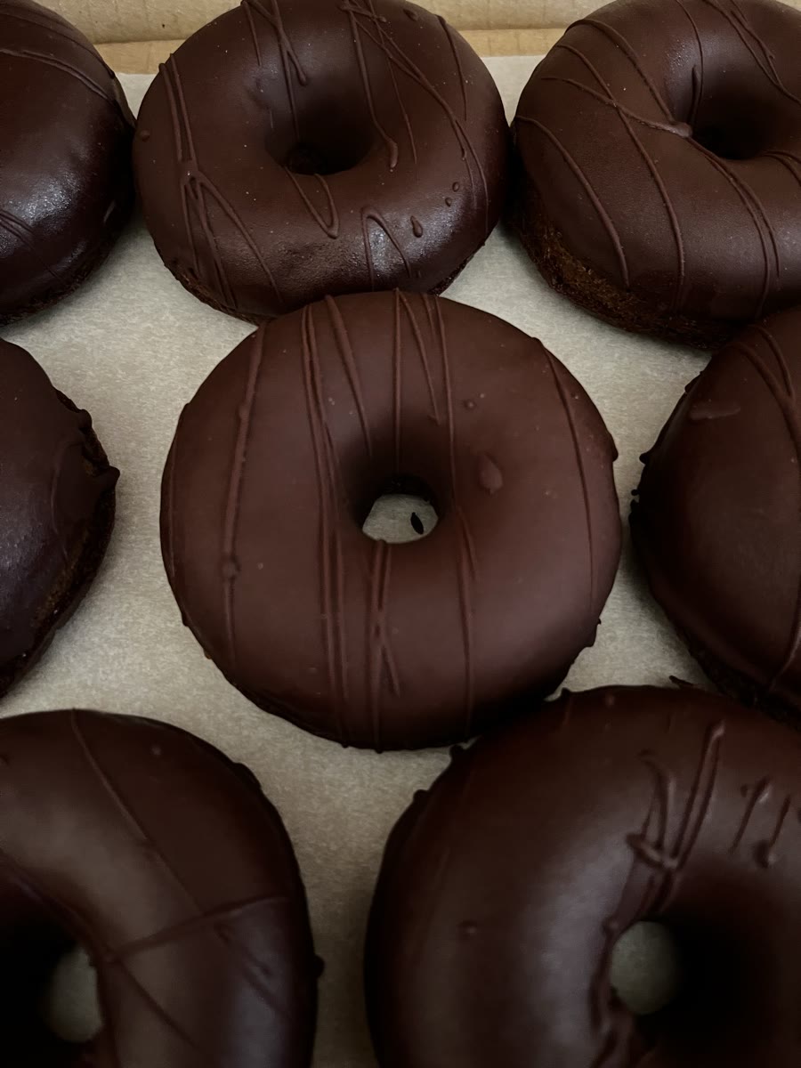 Donas de chocolate negro artesanas